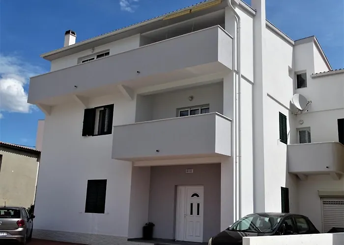 Apartment Pag 16100a