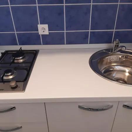 Apartman Pag 16100a *